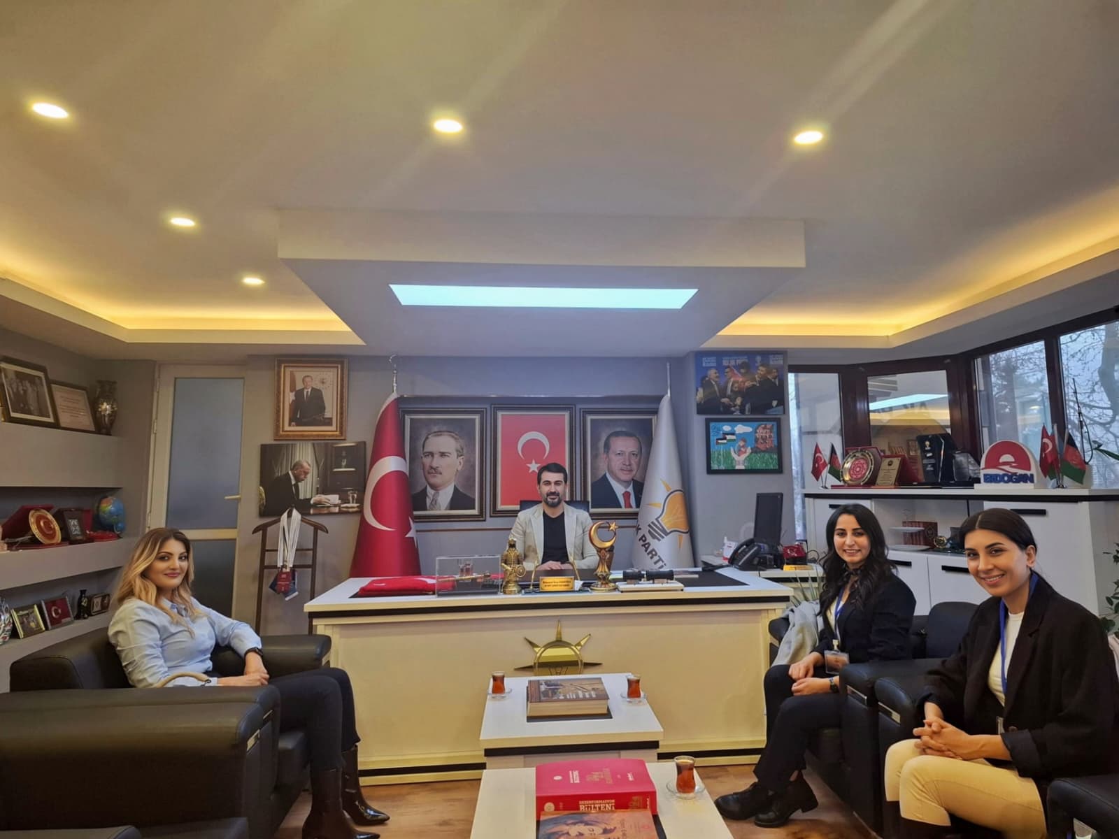 TELEKOM PLATFORMU VE PAYDAŞLARINDAN AK PARTİ ÇANKAYA İLÇE BAŞKANLIĞI'NA ZİYARET